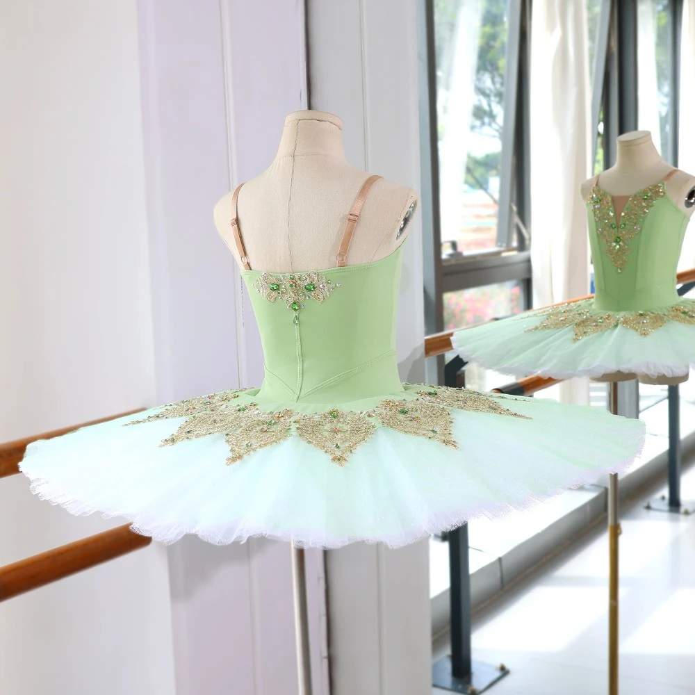 Tut&uacute; de ballet de panqueque verde menta hecho a mano | Traje de escenario personalizado con diamante