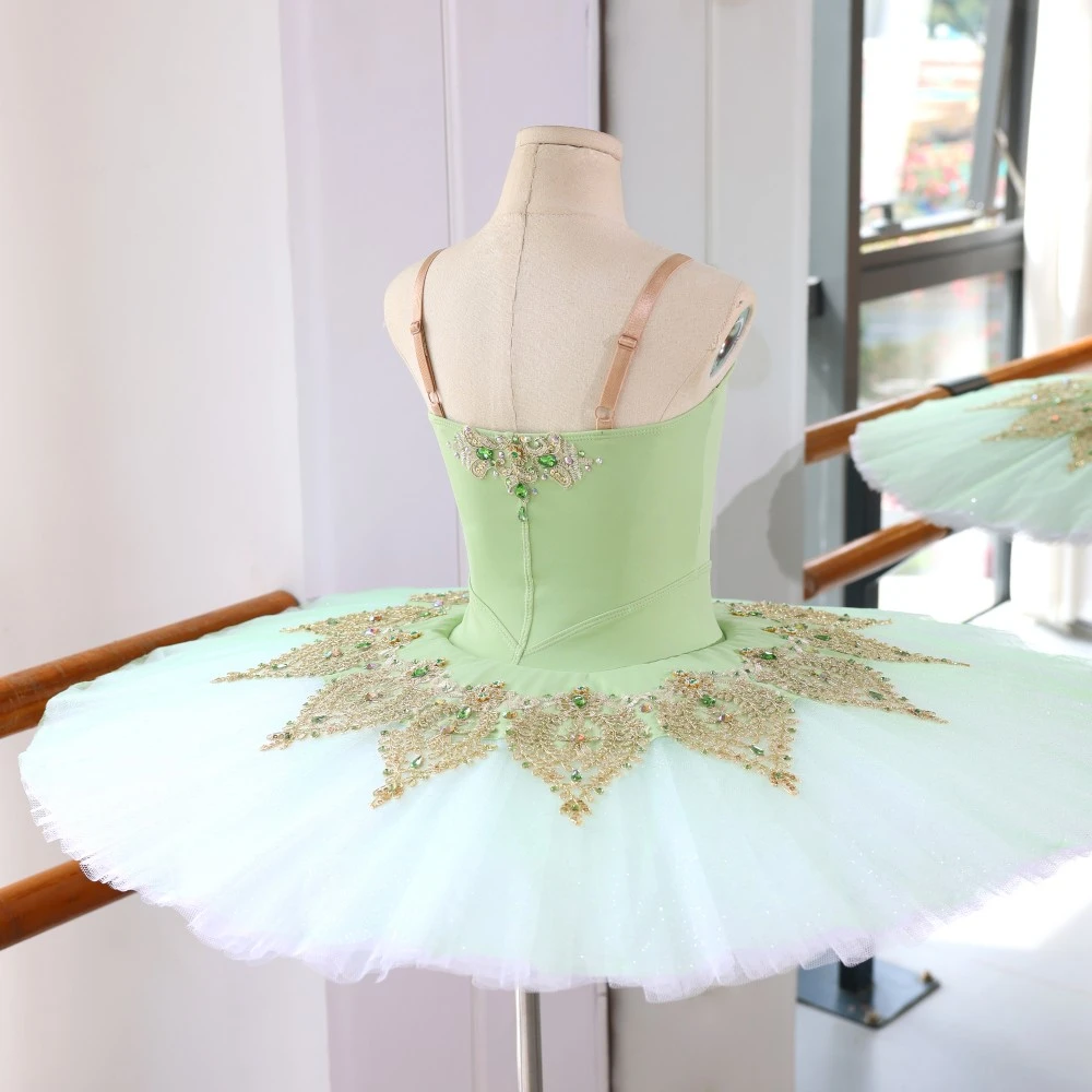 Tut&uacute; de ballet de panqueque verde menta hecho a mano | Traje de escenario personalizado con diamante