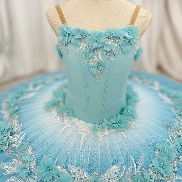 Tut&uacute; de panqueque floral azul claro | S218