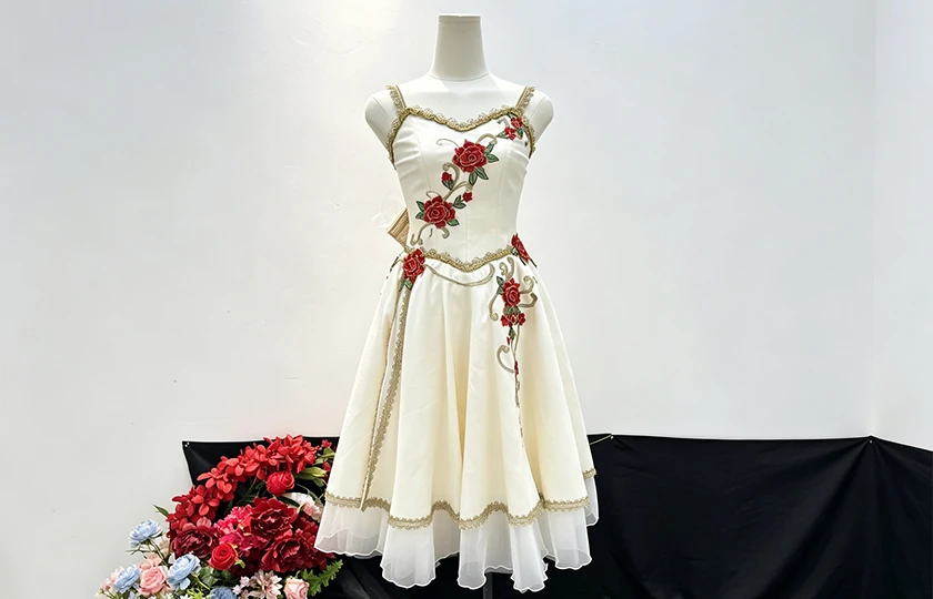 Vestido de ballet blanco crema El despertar de la flora | R0696