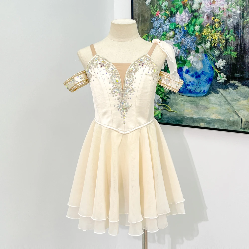 Vestido de ballet de gasa adornado con diamantes de imitaci&oacute;n para espect&aacute;culo | R0320