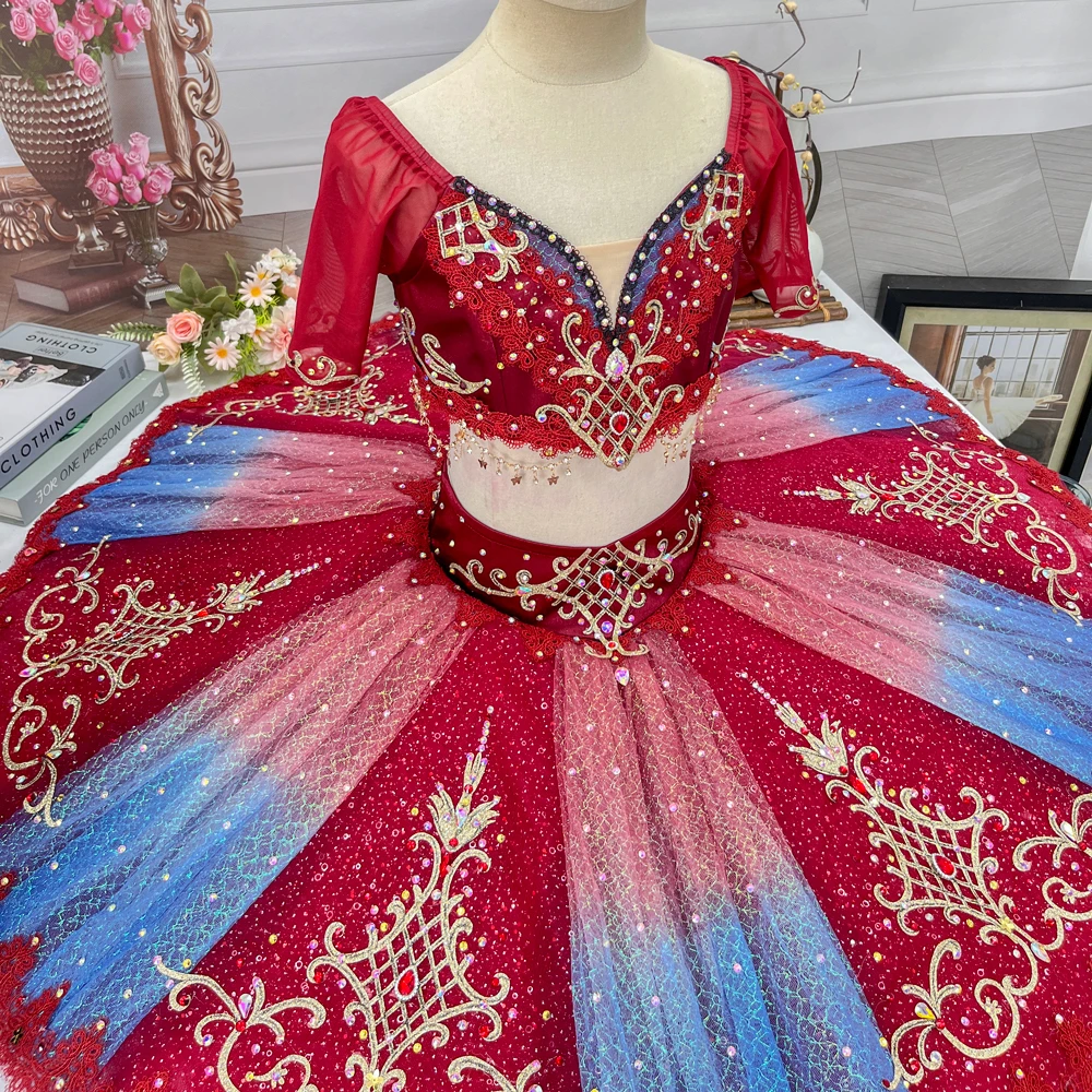 Tut&uacute; de tortitas de dos piezas en ombr&eacute; rojo azul | T1520