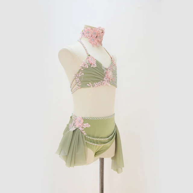 Traje de danza l&iacute;rica de 2 piezas con halter y diamantes de imitaci&oacute;n verde salvia | G003