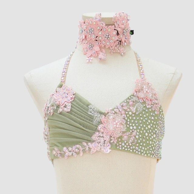 Traje de danza l&iacute;rica de 2 piezas con halter y diamantes de imitaci&oacute;n verde salvia | G003