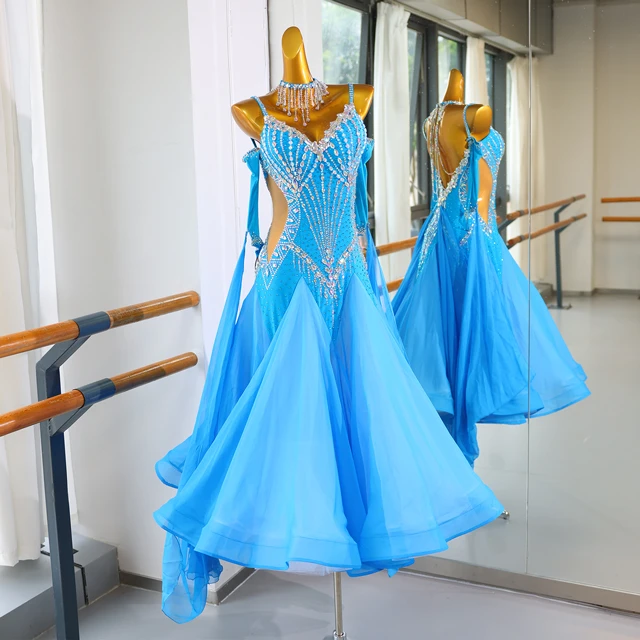Diamantes de imitaci&oacute;n azul cielo est&aacute;ndar latino y latino Vestido de baile de sal&oacute;n | LD018
